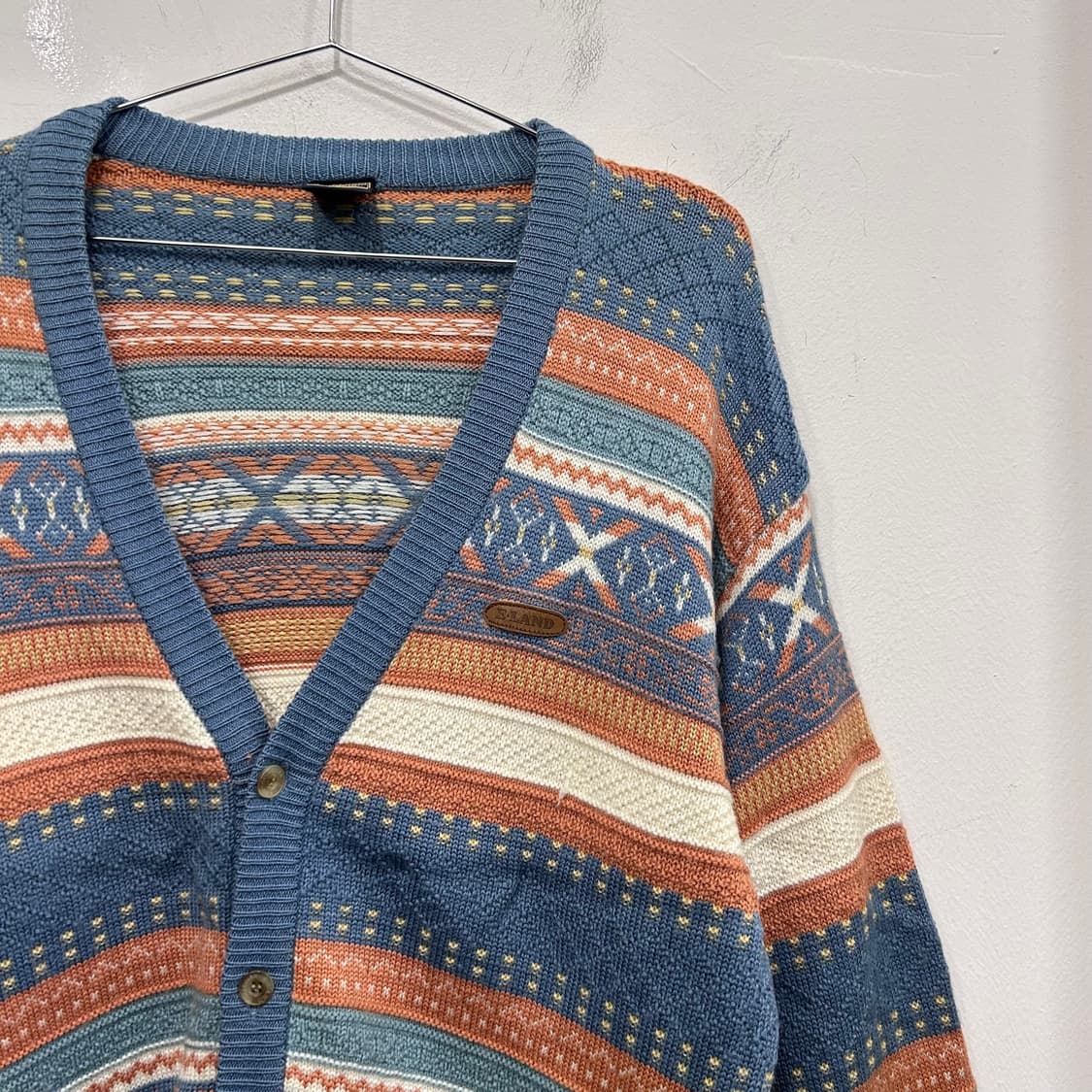 이랜드 컬랙션웨어 빈티지 패턴 케이블 니트 가디건 상품이미지1