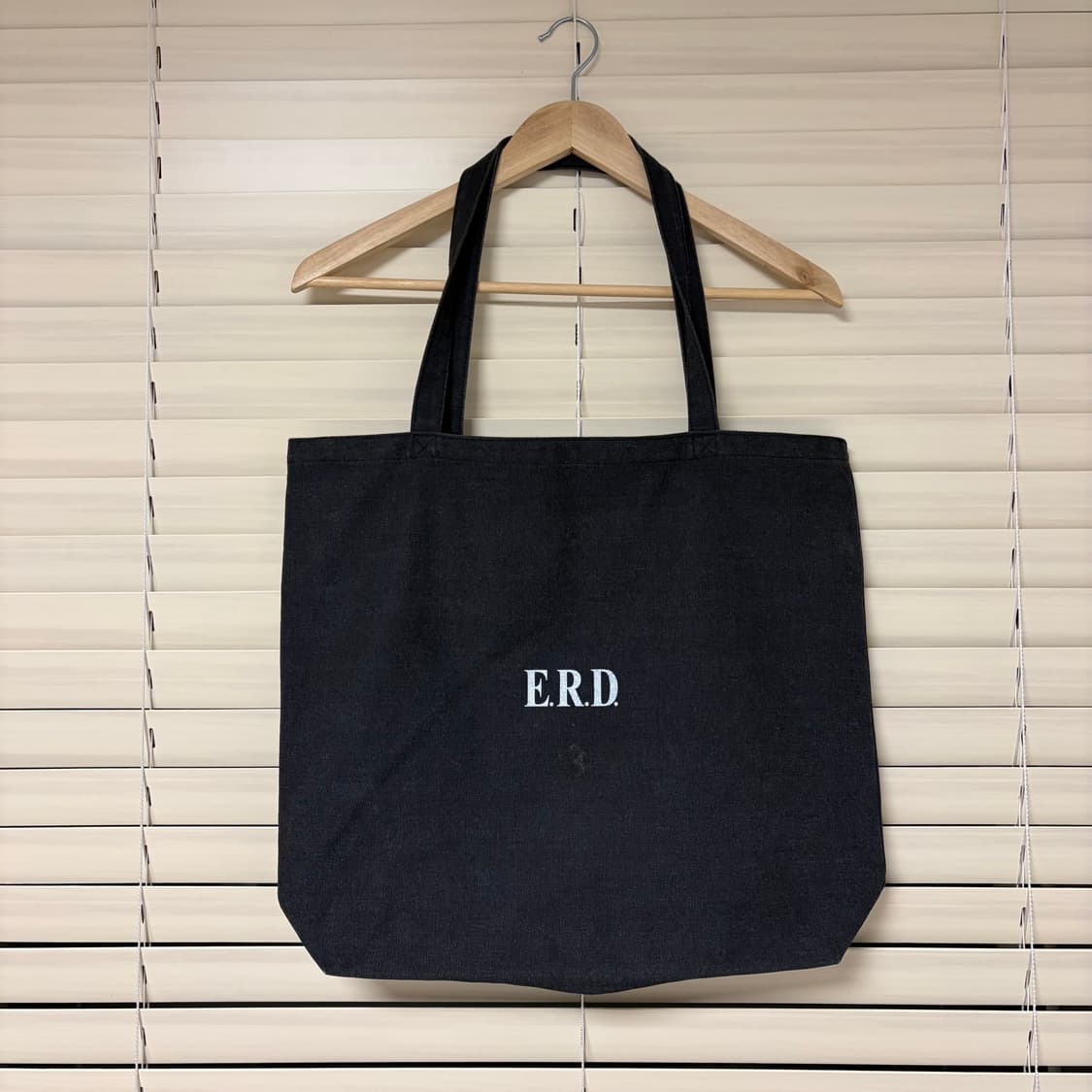 ERD 앙팡 리쉬 데프리메 안티 퍼블릭 라이브러리 토트백 가방 OS 상품이미지2