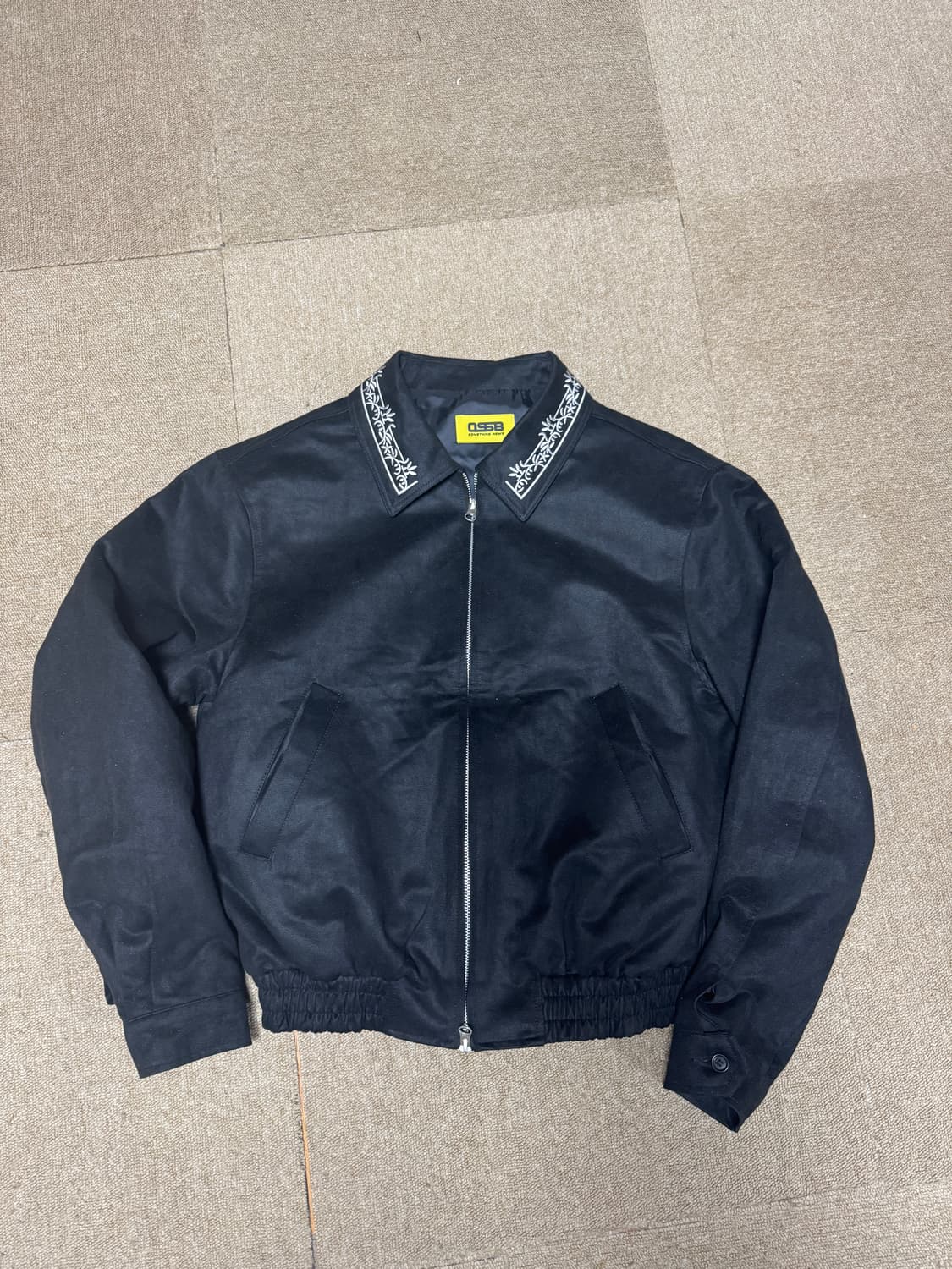 스웨이드 카라 자수 블루종 팝니다 상품이미지1