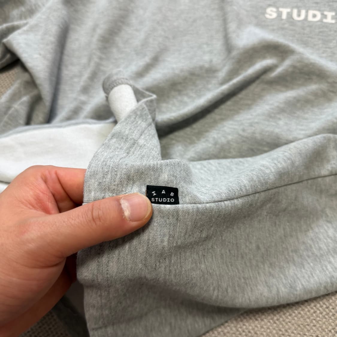 아이앱 스튜디오 로고 반팔티 상품이미지5