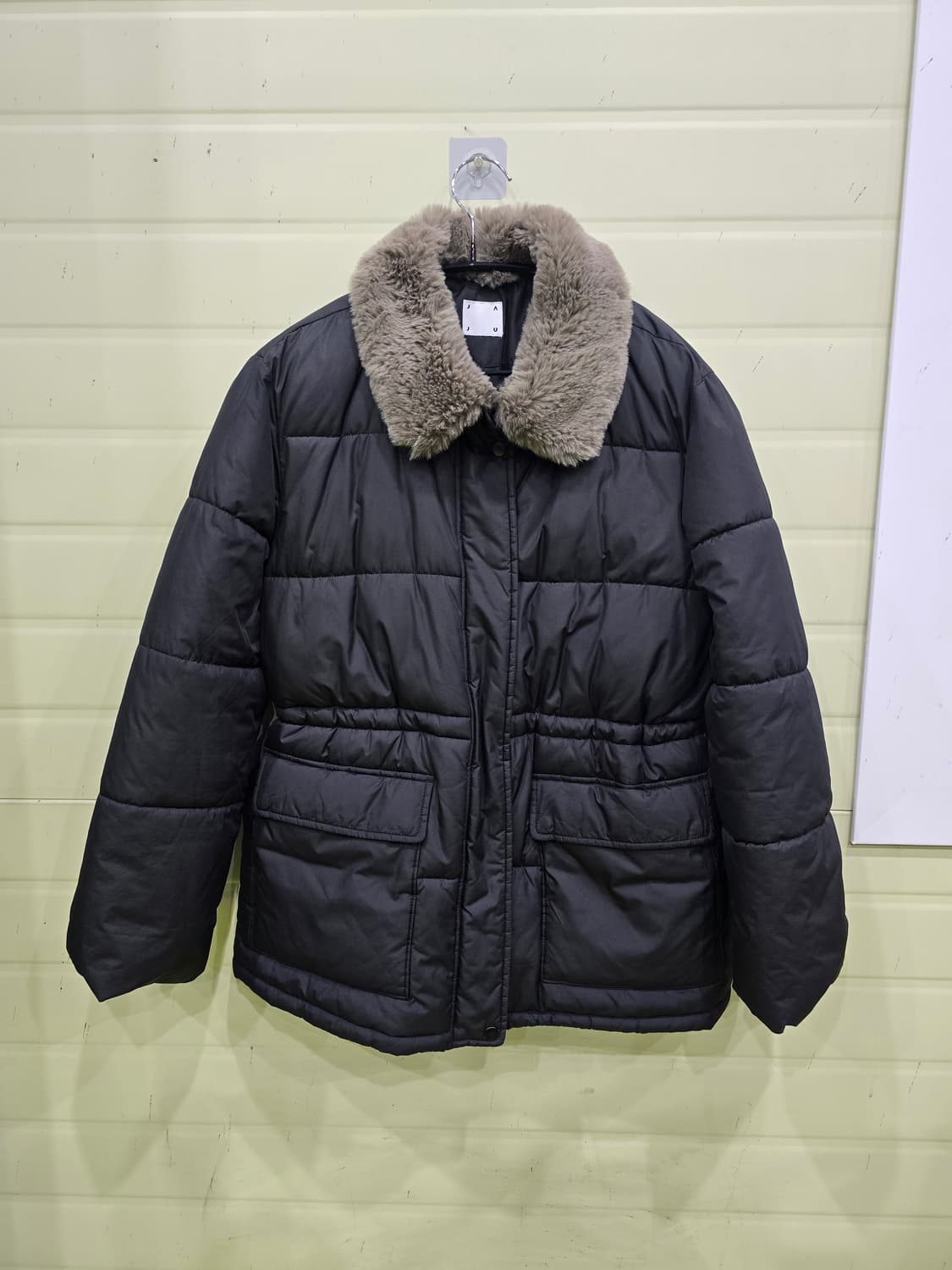 JAJU 넥 퍼 패딩 블랙 상품이미지1