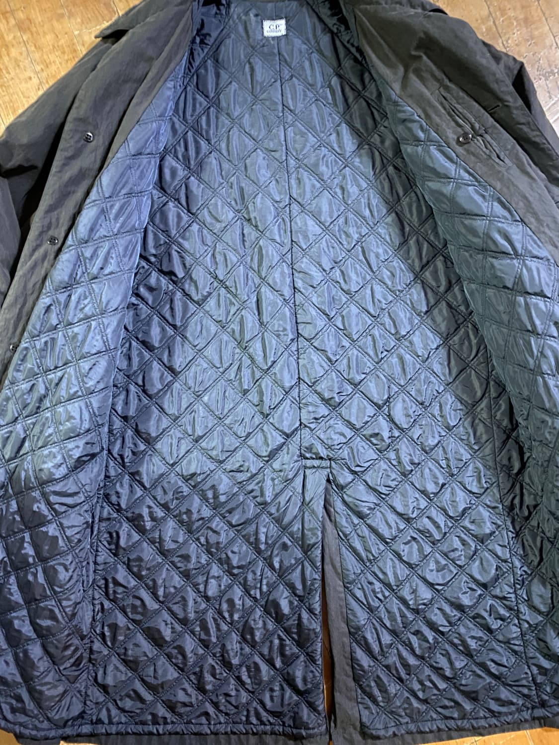 C.P. Company 남성 가먼트다잉 다크브라운 코트100 상품이미지3