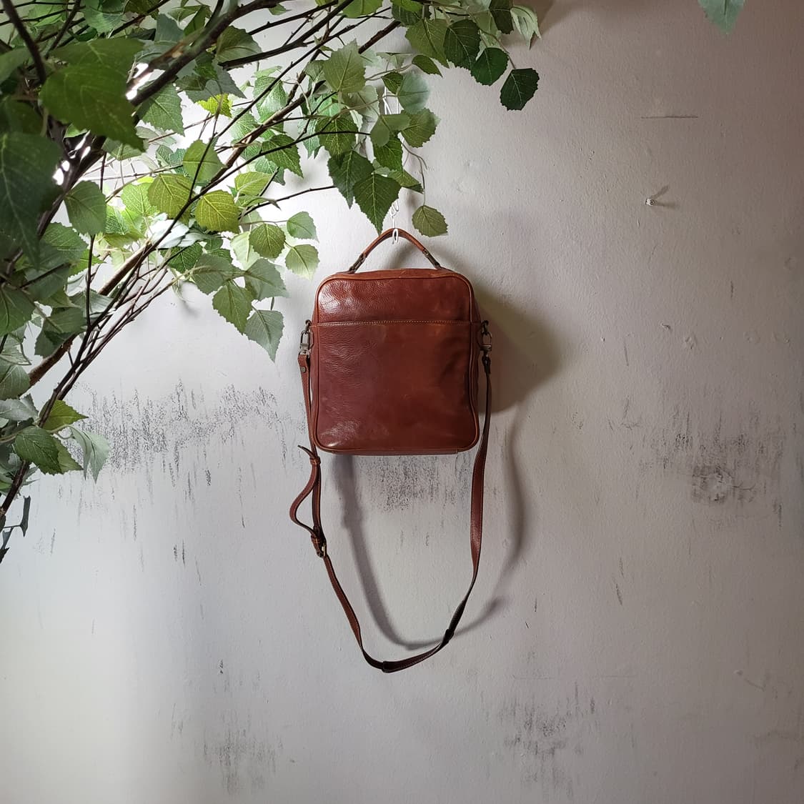 몽삭 올 레더 크로스백 상품이미지7