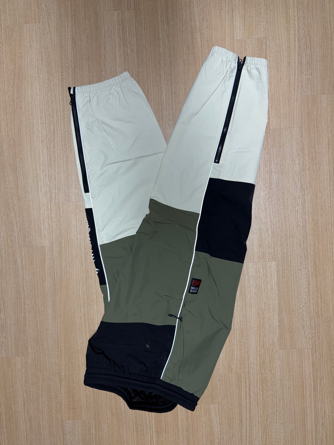 dimito x millet 고어텍스 바지 상품이미지3