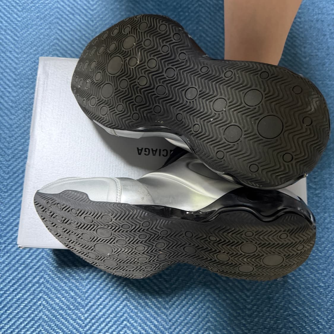 [42]발렌시아가 바스켓볼 실버 상품이미지5