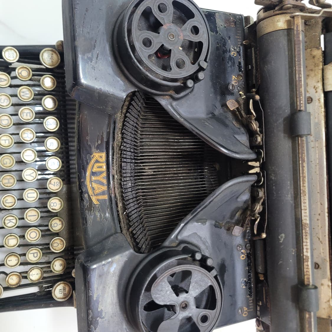 미 1910년대 빈티지 타자기

 상품이미지2