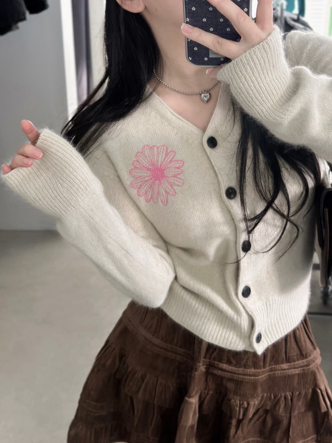 마르디 메크르디 아이보리/핑크 V넥 가디건  상품이미지2