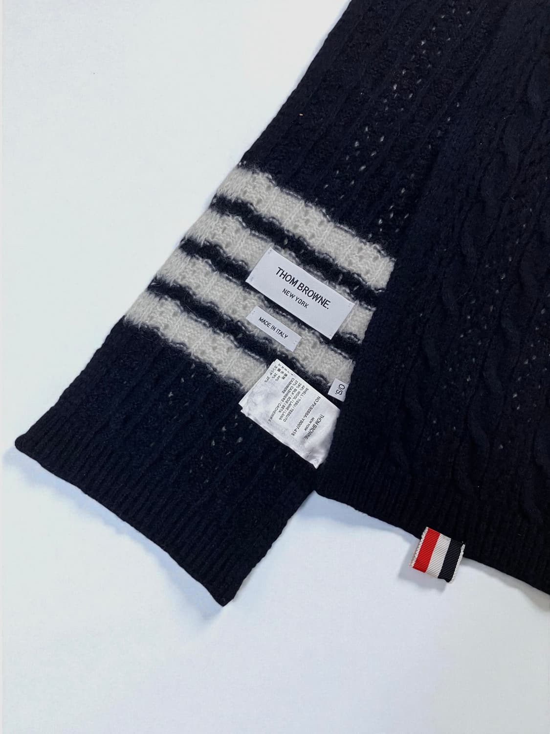 톰브라운 케이블 포인트 헤어리 캐시미어/울/실크 머플러 네이비 상품이미지3