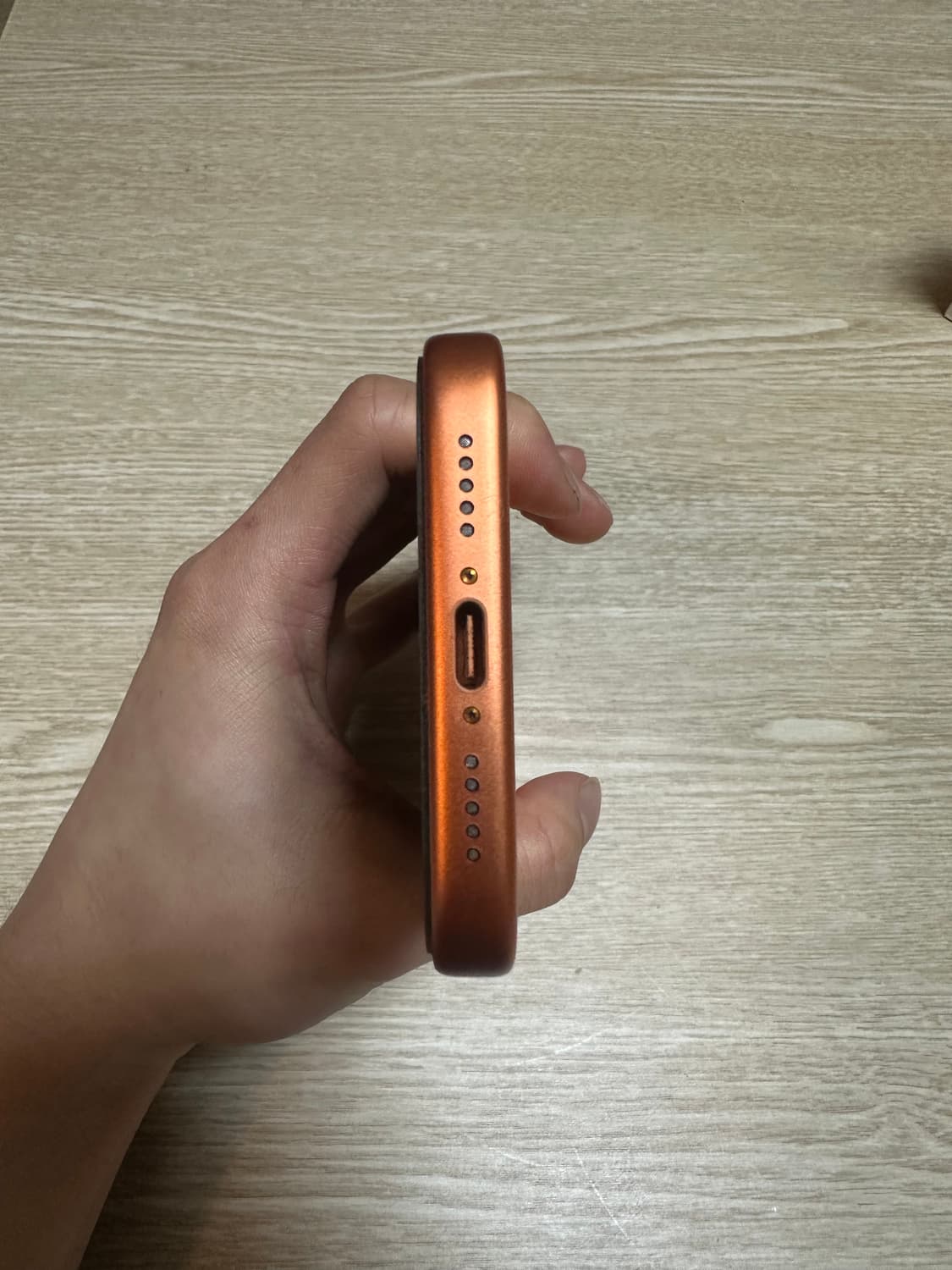 아이폰17프로 코스믹오렌지 256g 상품이미지4