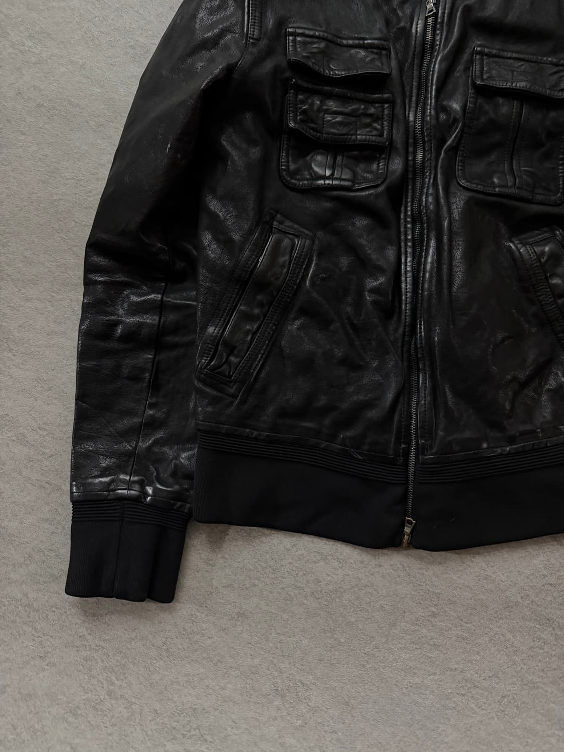 닐바렛 멀티플라이트 버팔로레더자켓 상품이미지5