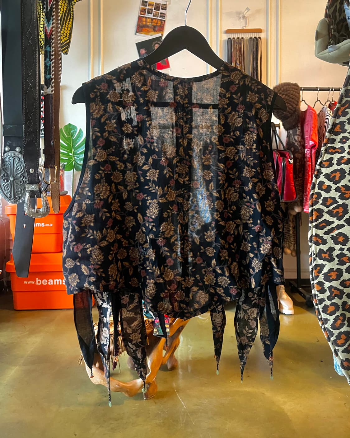 Indian Vintage Jewel Trim Floral Vest 상품이미지8