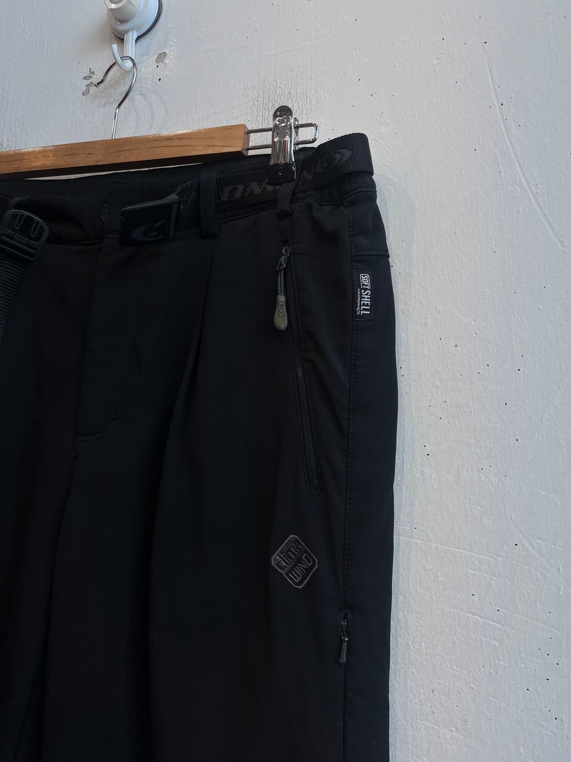 살로몬 FW 아웃도어 팬츠  상품이미지2