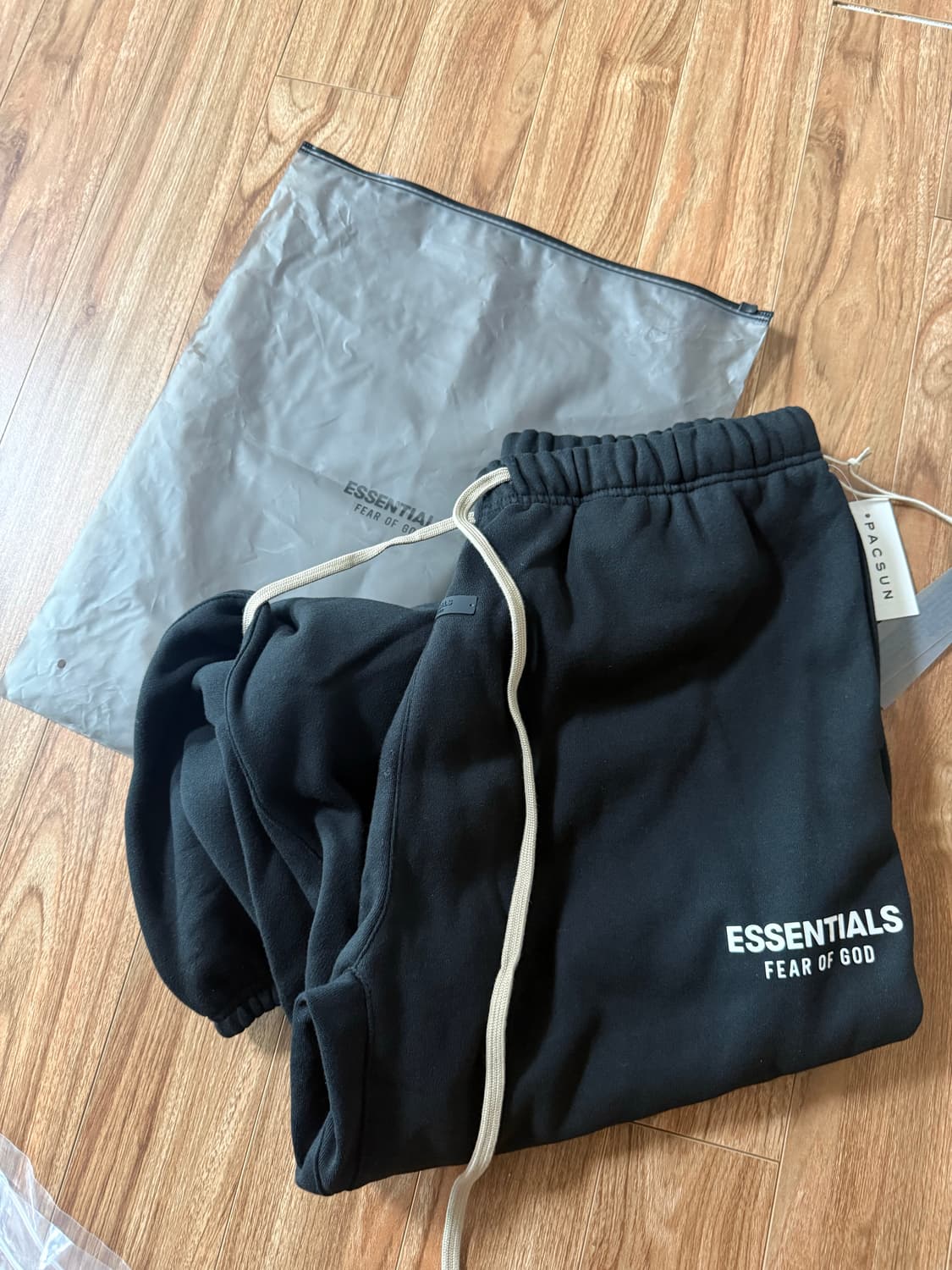 피어오브갓 에센셜팬츠 L사이즈 상품이미지1