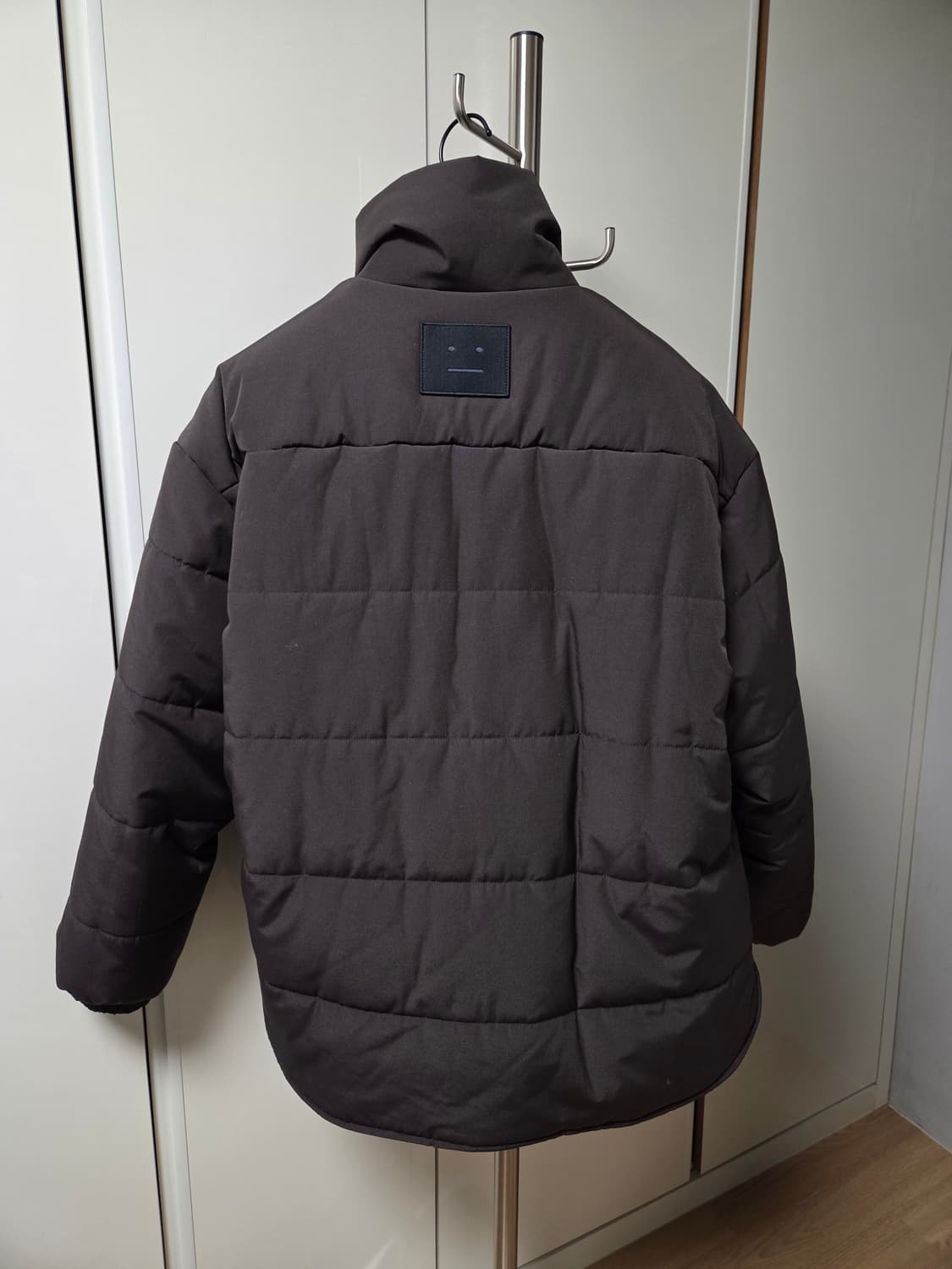 아크네 스튜디오 브라운 패딩 상품이미지4