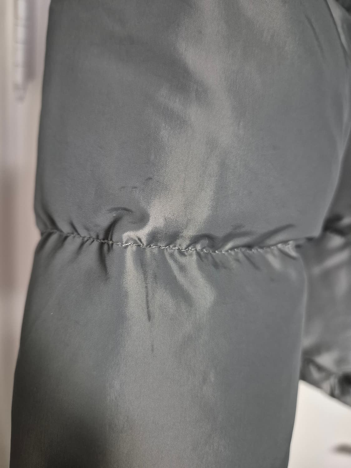 폴로스포츠 회색 유광 패딩 상품이미지8