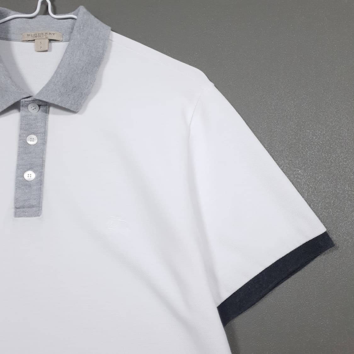 S) 버버리 크레스트 기사 로고 배색 반팔 카라티 폴로 피케 셔츠 화이트 상품이미지2