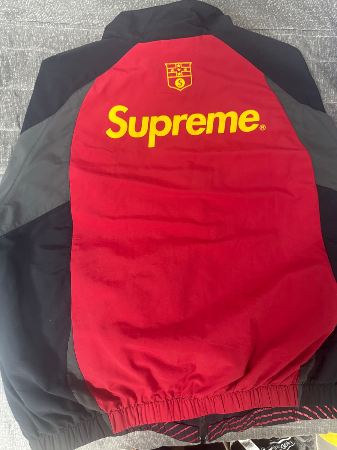 슈프림 S 로고 트랙 자켓 블랙 - 24FW 판매합니다 상품이미지2