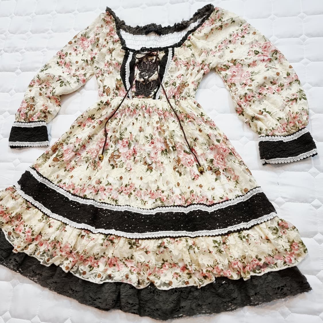 로즈 플로럴 레이스 프릴 원피스 상품이미지3