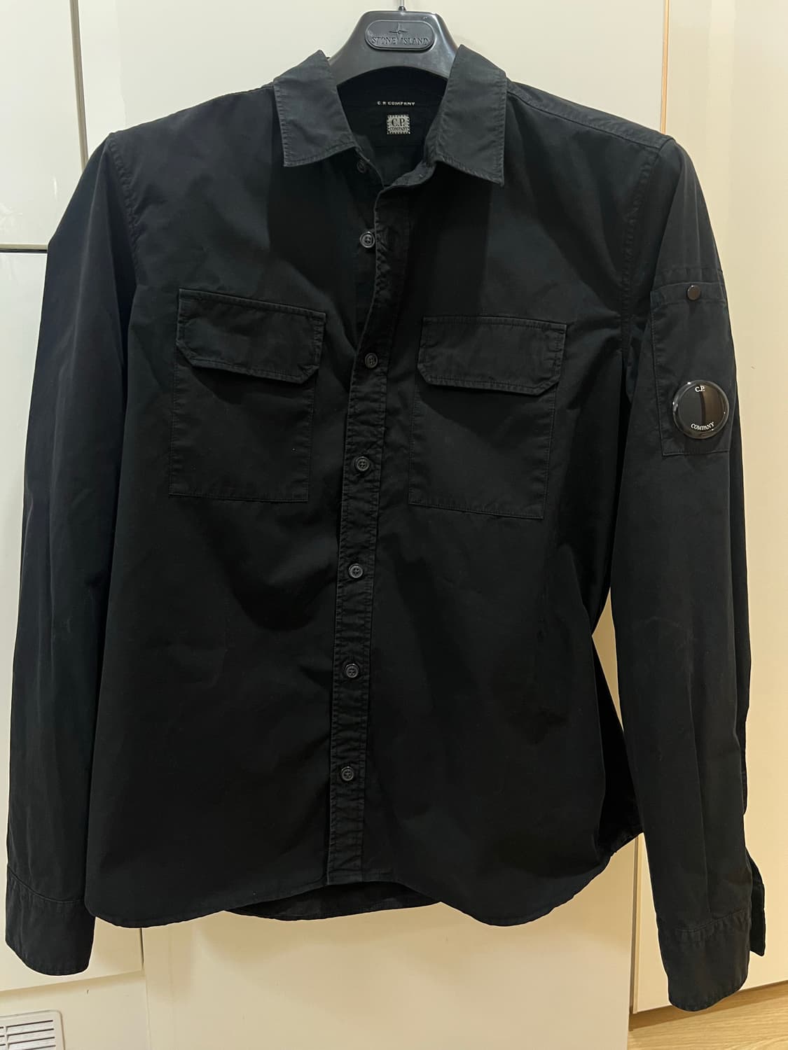 24ss cp컴퍼니 블랙셔츠 M (새상품급) 상품이미지1