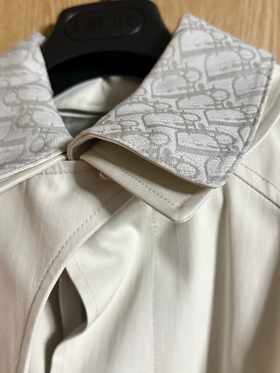 디올 트렌치코트 상품이미지4