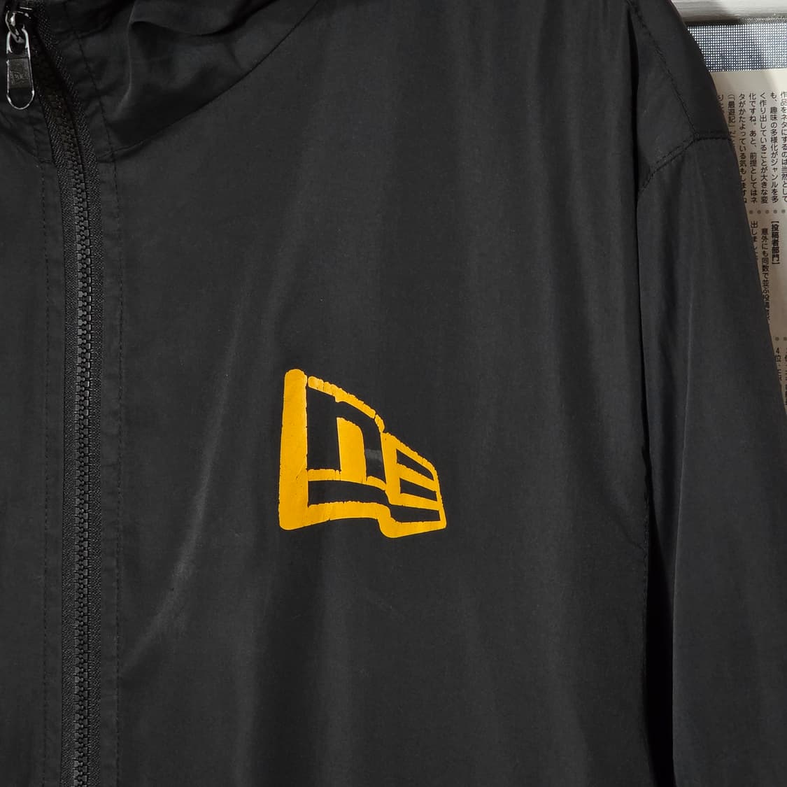 뉴에라 오버핏 바람막이 후드집업 상품이미지4