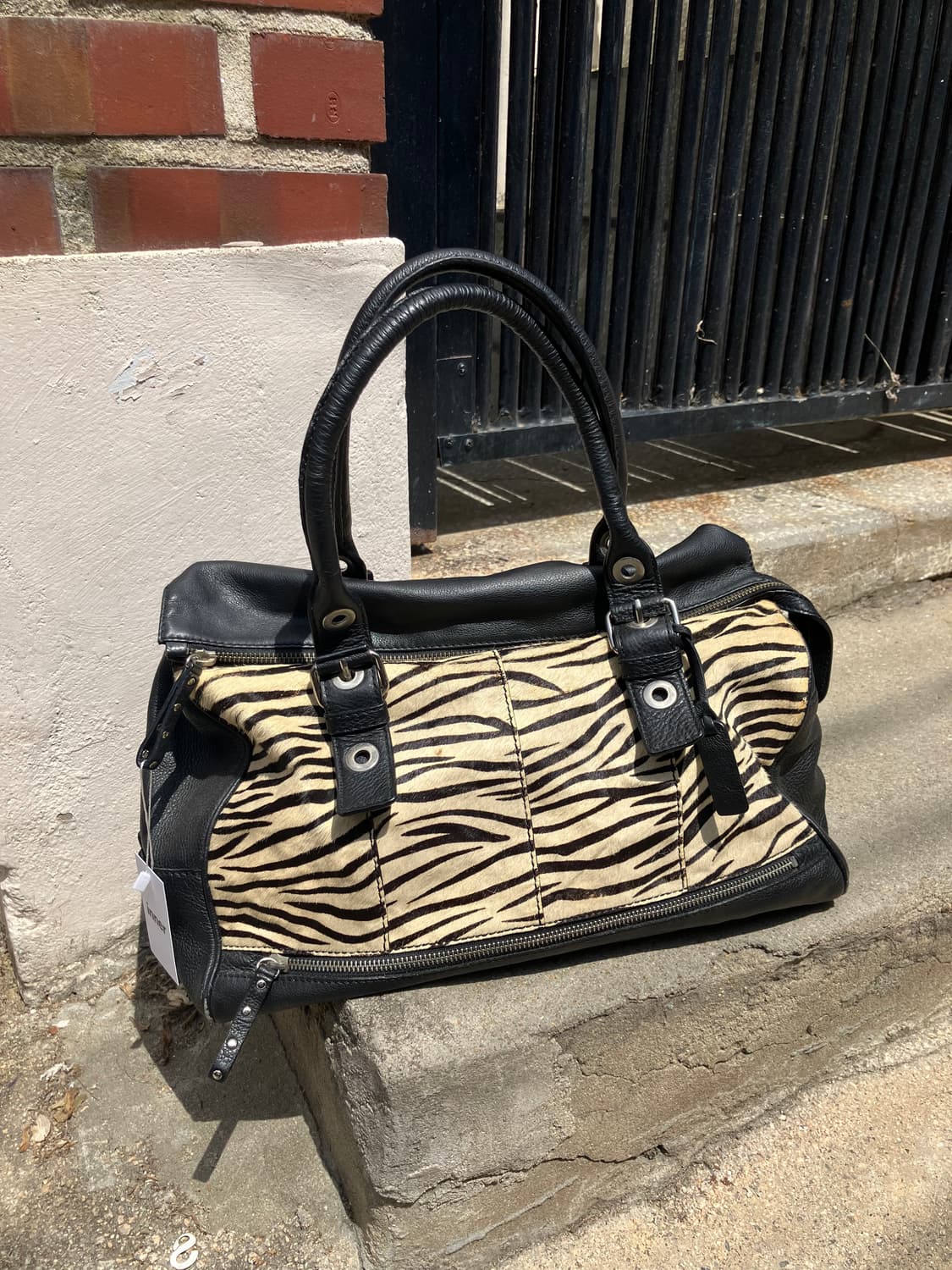 ELLE 지브라 가죽 숄더백 상품이미지1