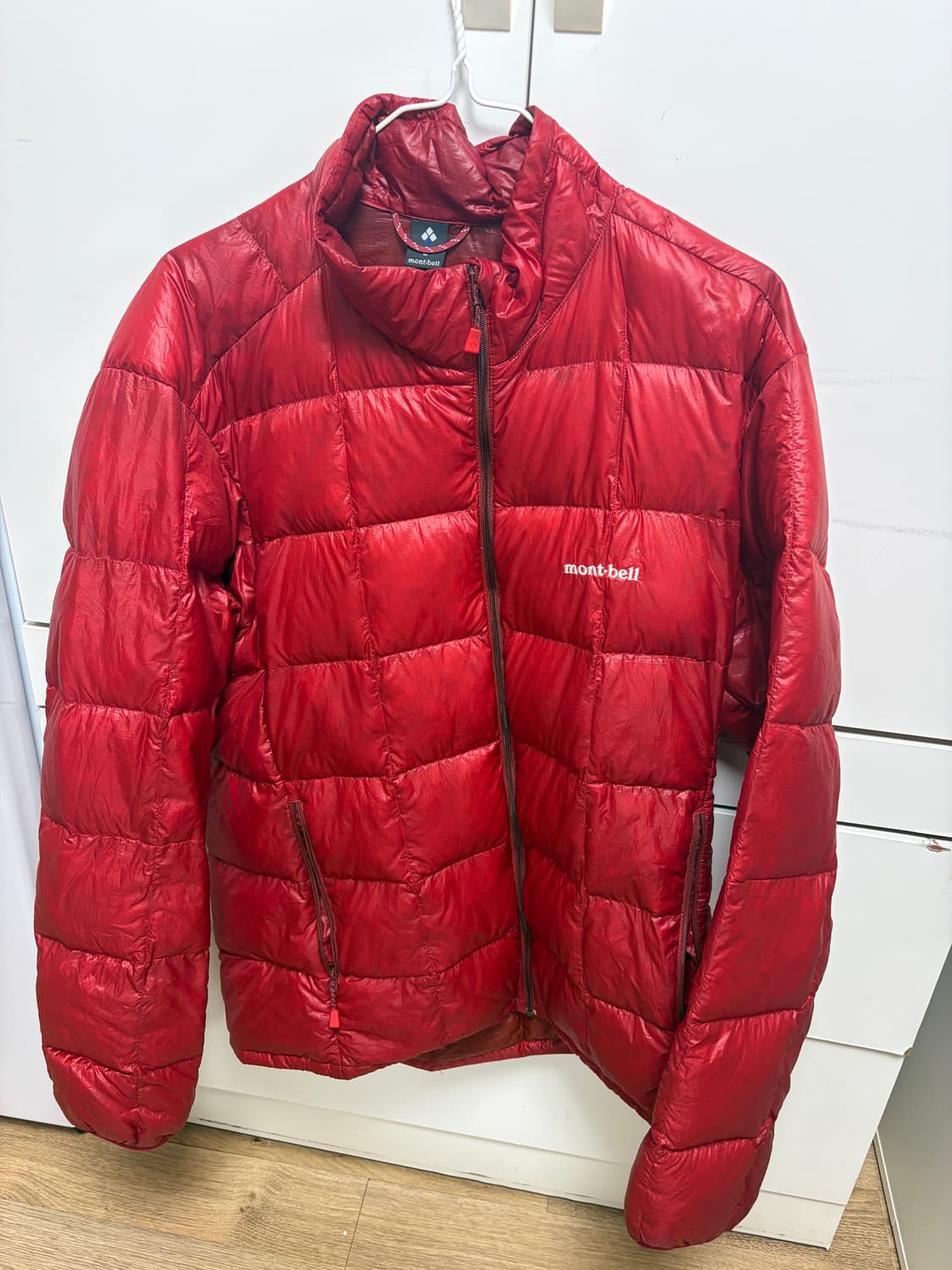 몽벨 패커블 경량패딩 상품이미지1