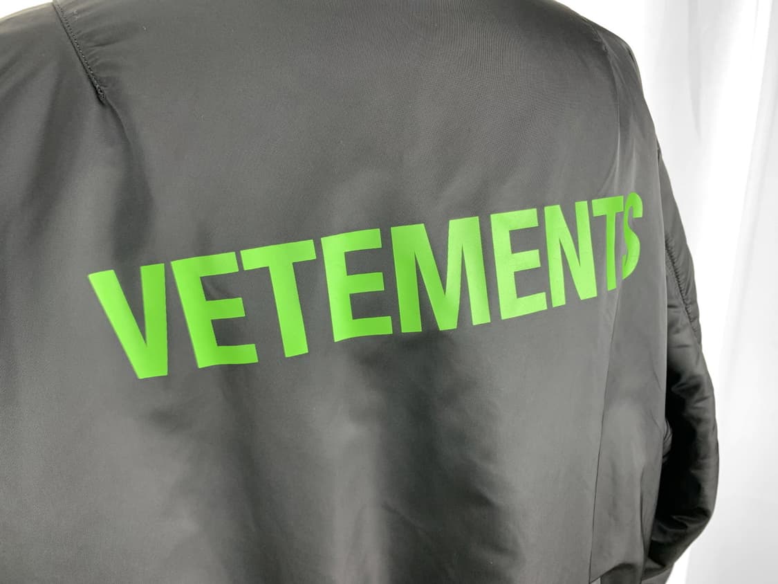 베트멍 백로고 봄버 블랙 그린 M 상품이미지4