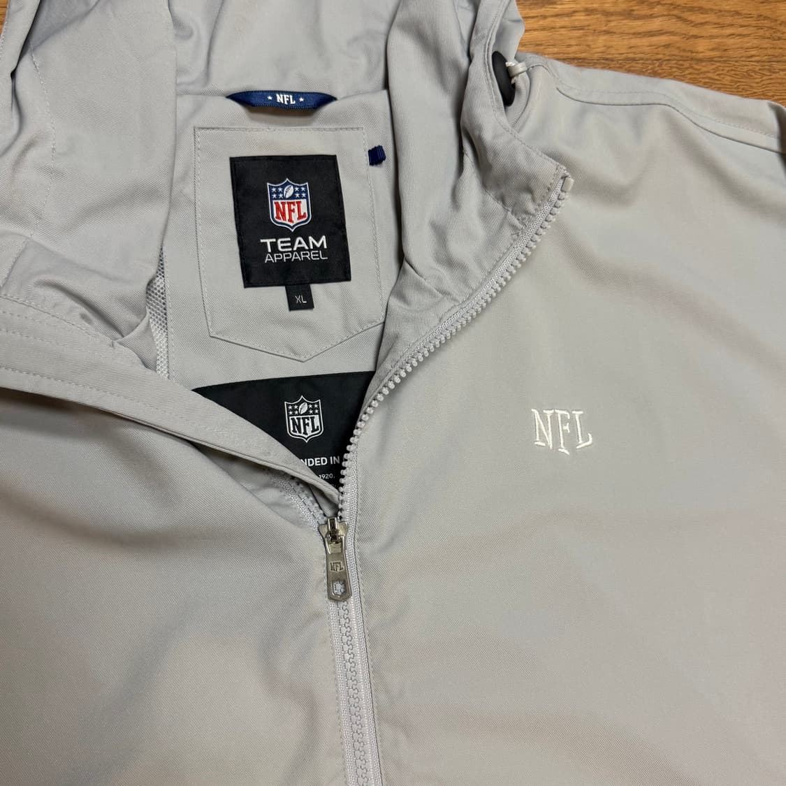 NFL 그레이 시프트 우븐 바람막이 자켓 상품이미지2