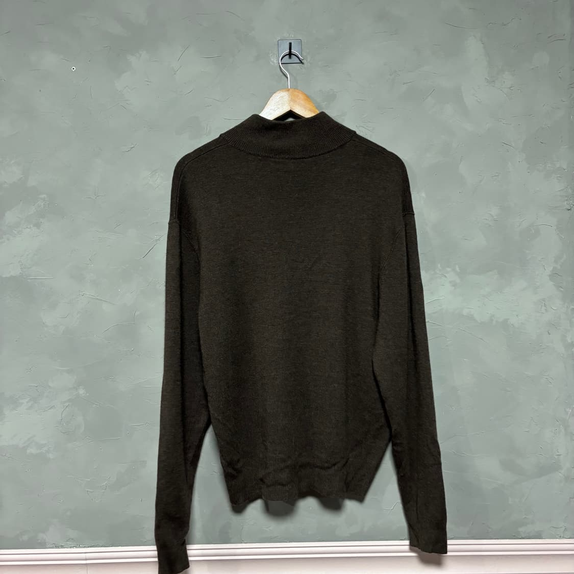 폴로 랄프로렌 신형 니트 반집업 브라운 상품이미지5