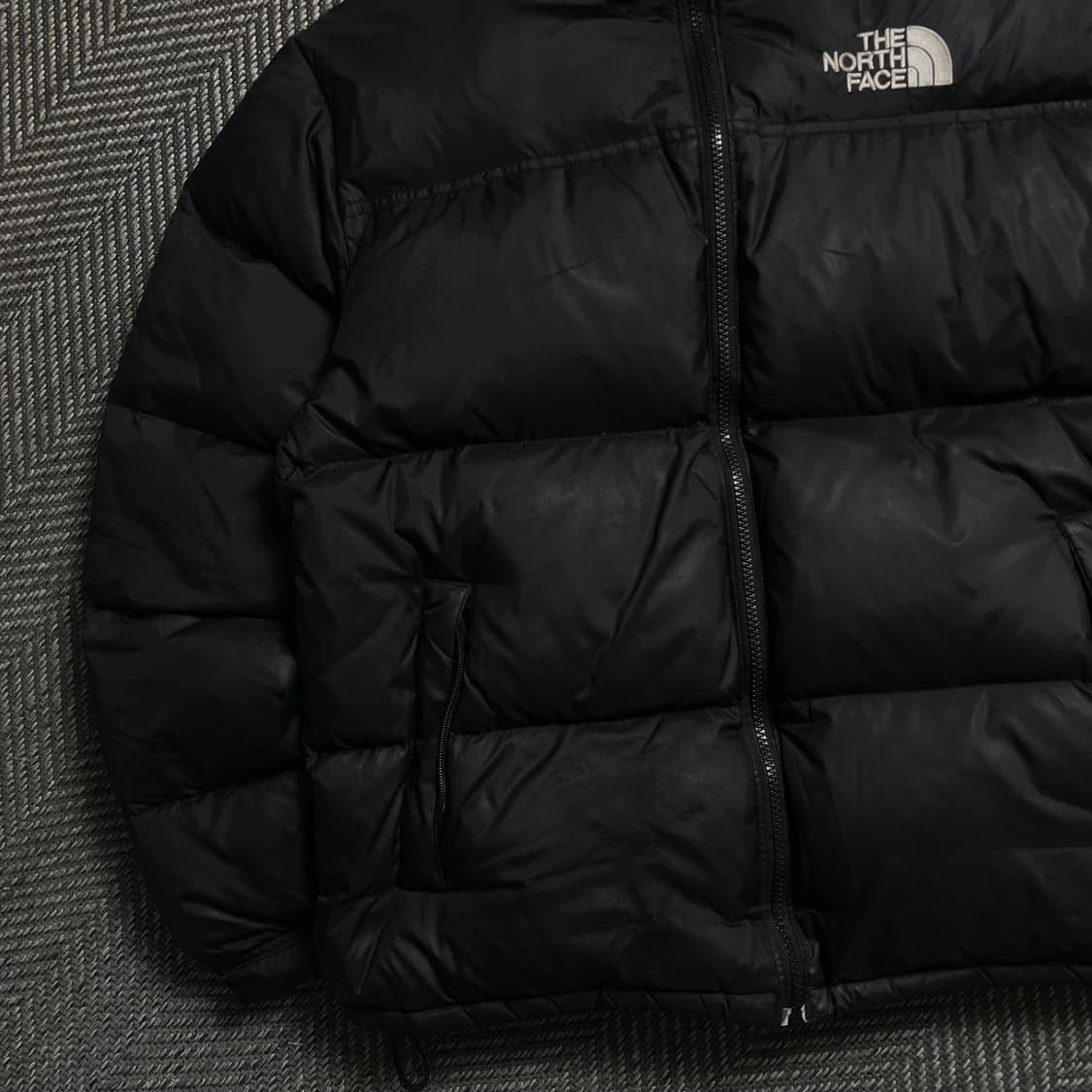 노스페이스 눕시 700 다운 푸퍼 패딩 블랙o 4824 상품이미지3