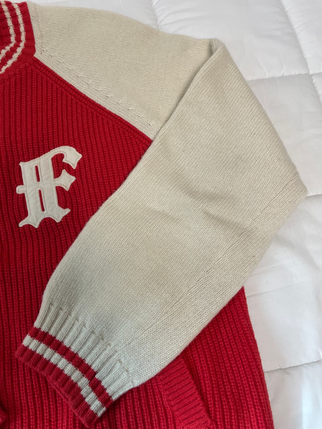 피어스 니트 바시티 L 상품이미지2