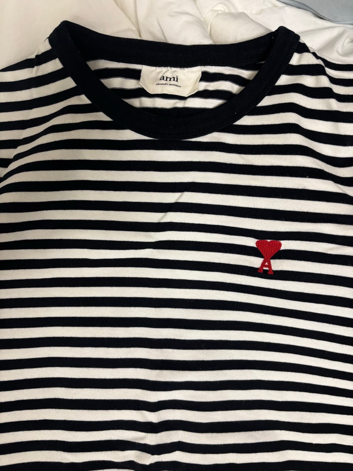 아미 긴팔 티셔츠 상품이미지1