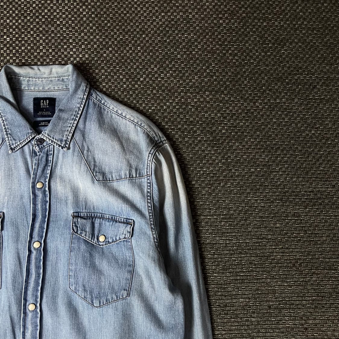 갭 연청 투포켓 긴팔 셔츠 슬림핏 L 상품이미지3