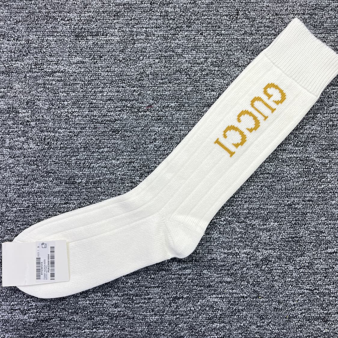 새상품 구찌 양말 로고 삭스 롱삭스 화이트 M 사이즈 풀박스 상품이미지5