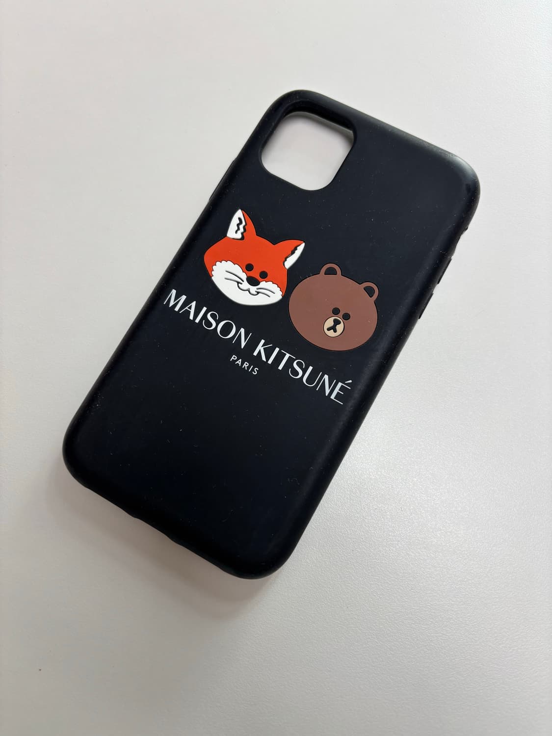 아이폰11 메종키츠네 X 라인프렌즈 폰케이스 상품이미지1