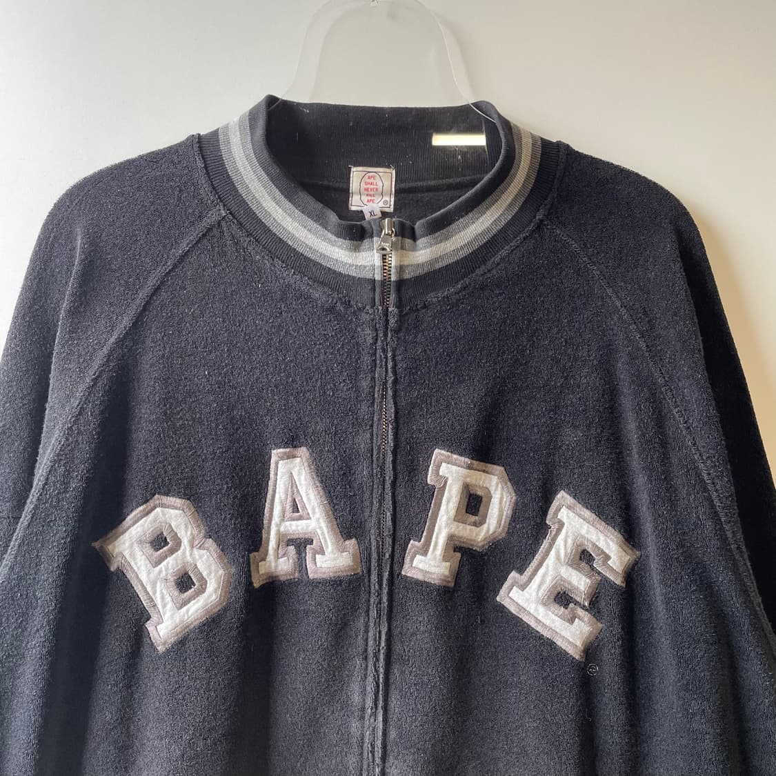 90s 베이프 스펠아웃 바시티 자켓 상품이미지2