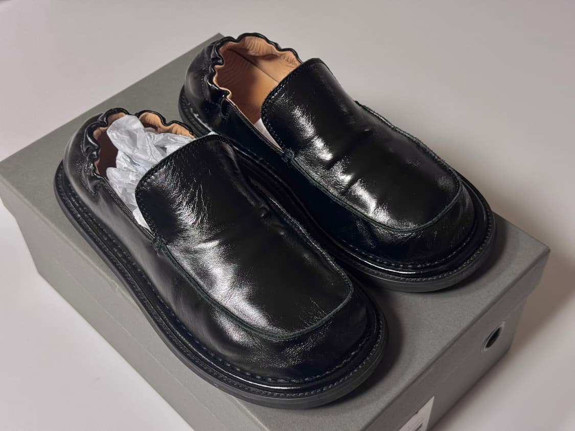 [240] 로맨틱무브 삭 바부슈 크랙블랙 상품이미지1