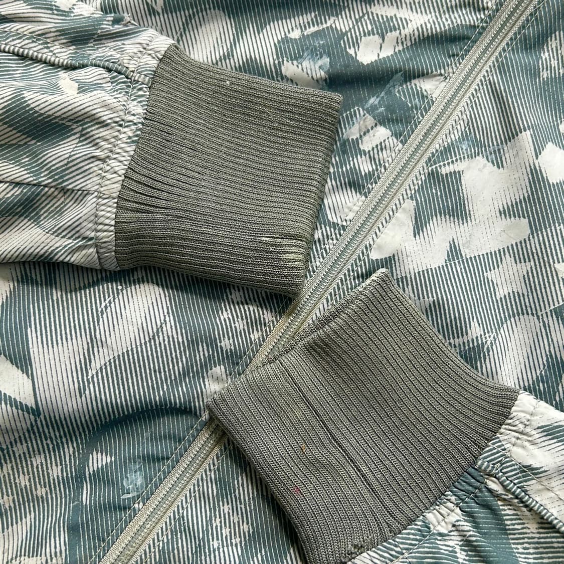 리바이스 패턴 후드 바람막이  상품이미지5