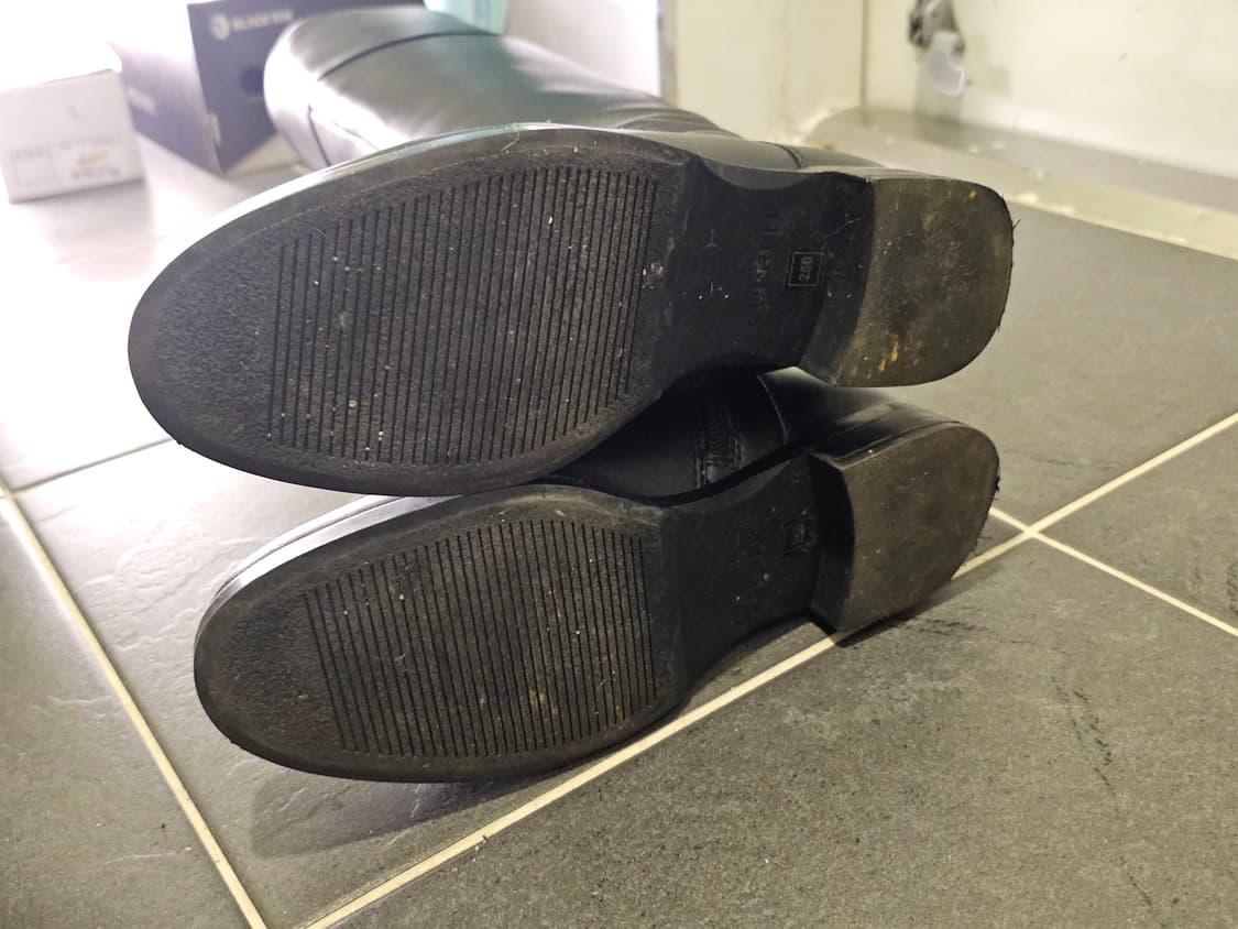 쿠에른 프라하 04 부츠 블랙  상품이미지5