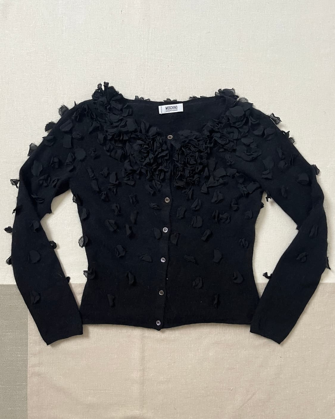 모스키노 플라워 아플리케 앙고라 가디건 moschino 상품이미지1