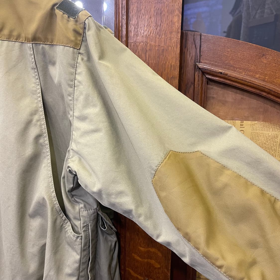 90's Taras boulba jacket 상품이미지10