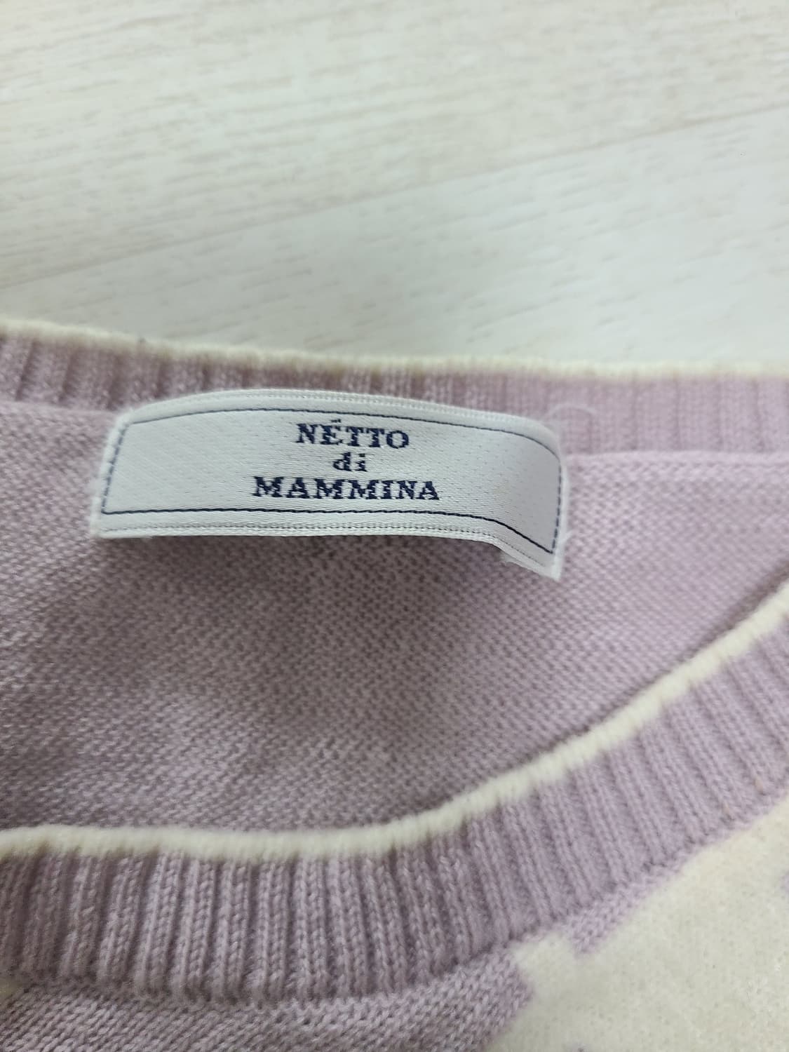 연보라 반소매 니트 티셔츠  상품이미지3