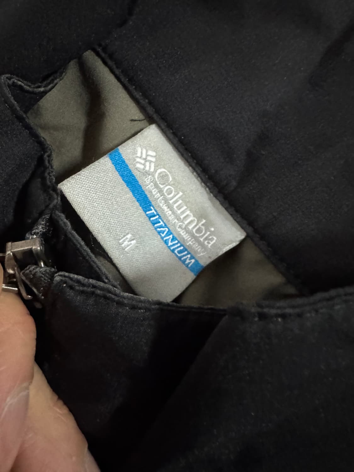 컬럼비아 티타늄 고프코어 나일론 베스트 상품이미지3