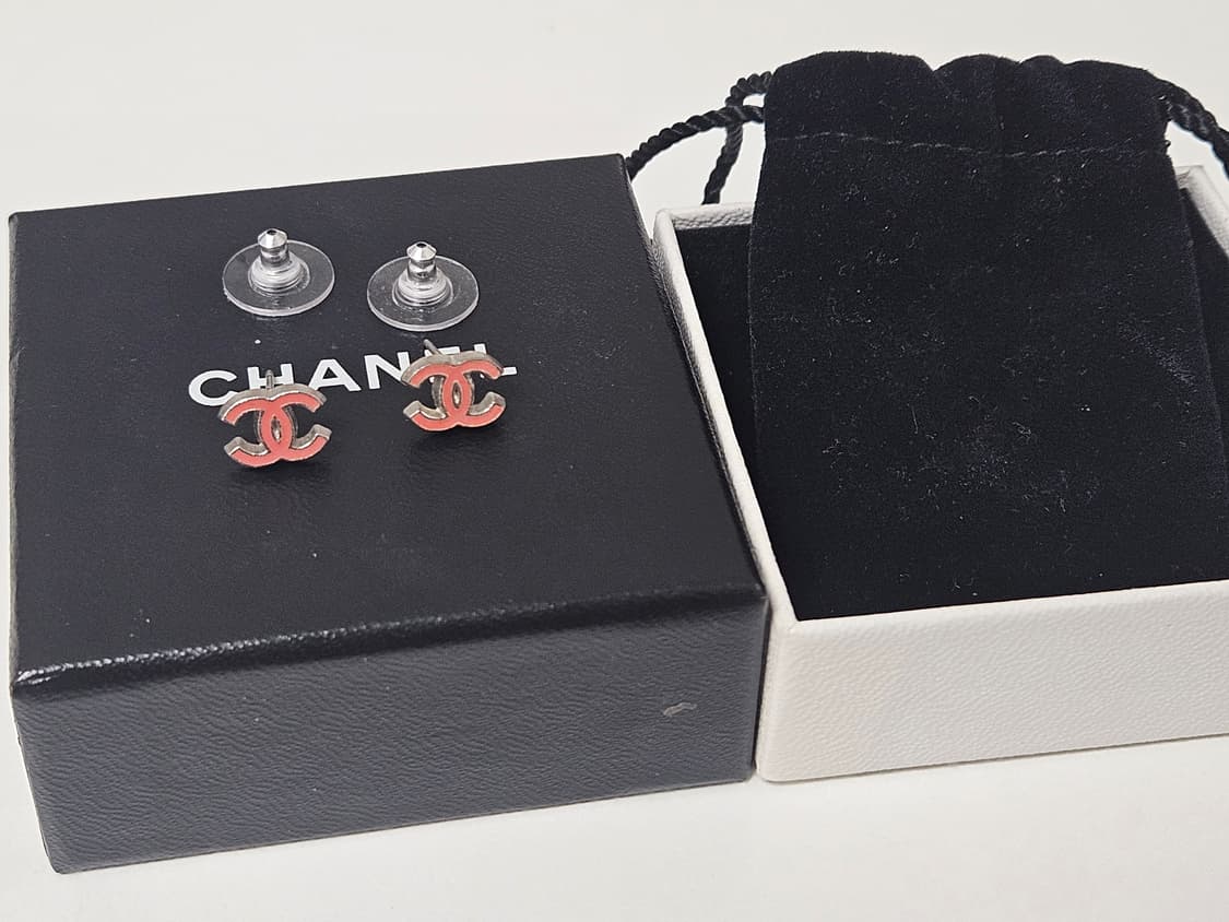 샤넬 CC 로고 빈티지 코랄핑크 귀걸이 [정품/풀박스] 상품이미지4