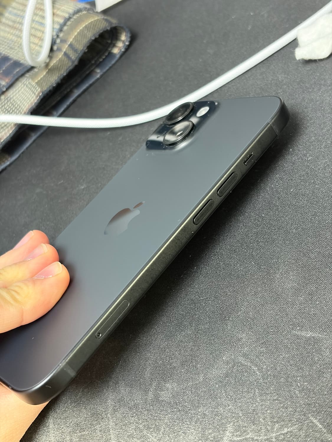 애플 아이폰 15 블랙 128gb 풀박스 상품이미지2