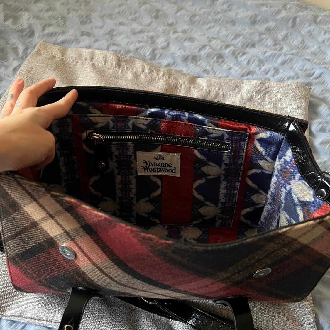 비비안웨스트우드 베티나 미디엄 해리스 트위드 핸드백 상품이미지8