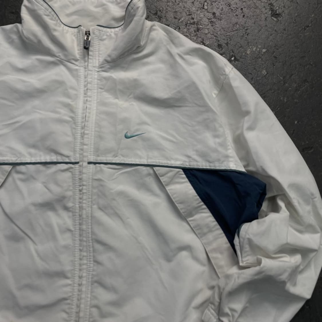 100 나이키 올드스쿨 바람막이  상품이미지3
