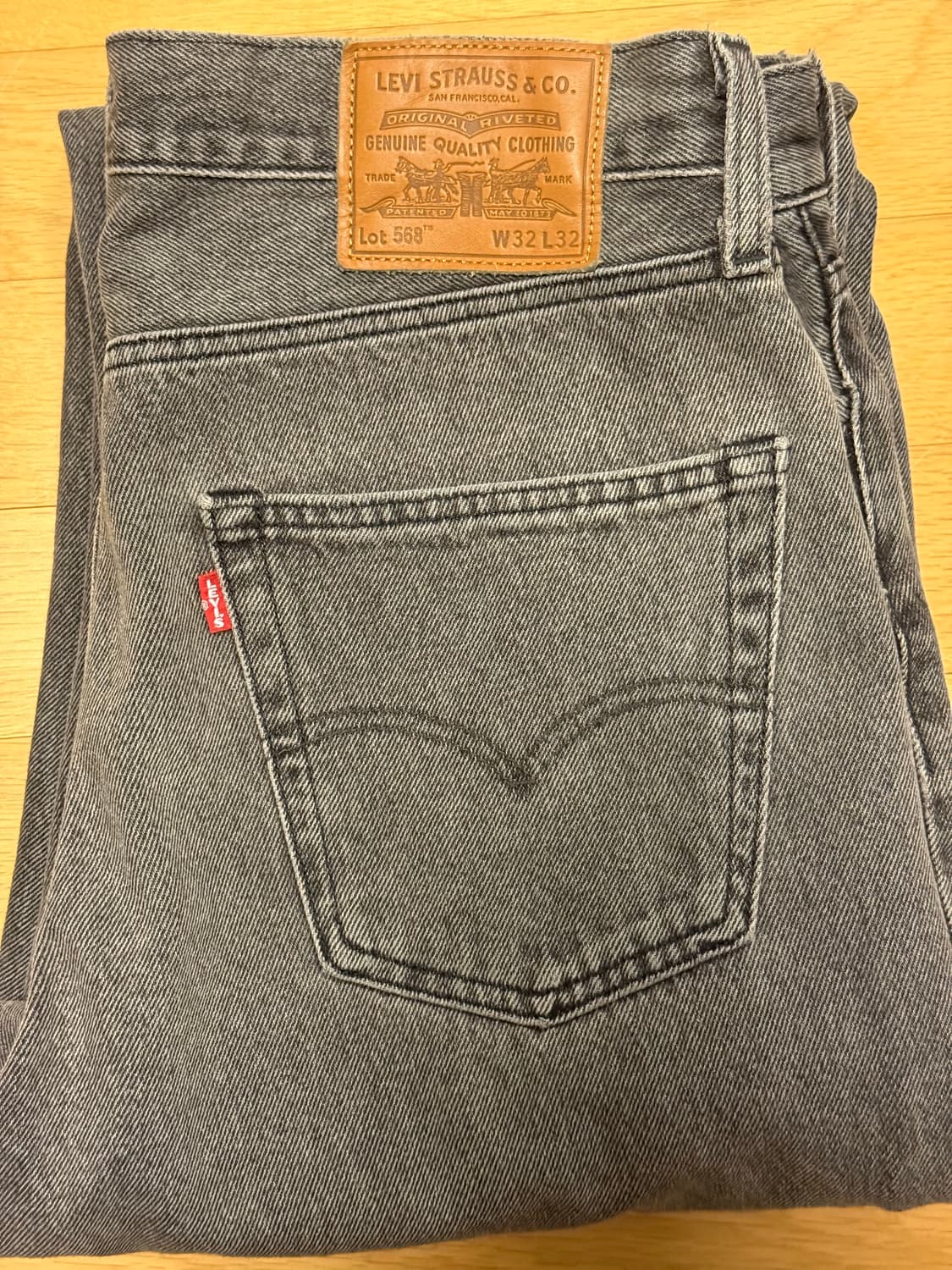 리바이스 프리미엄 568 흑청 32 상품이미지2