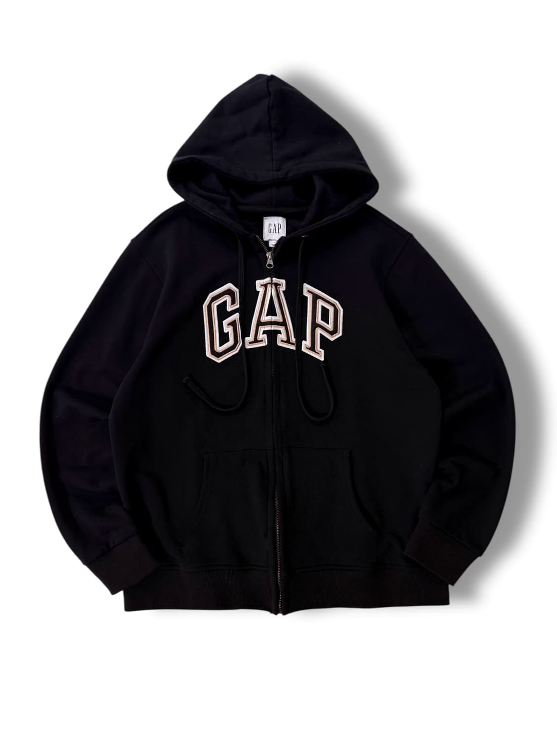 갭 루즈핏 블랙 패치 로고 스웻 후드집업 상품이미지1